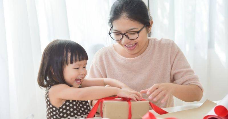 Shutterstock/eggeegg